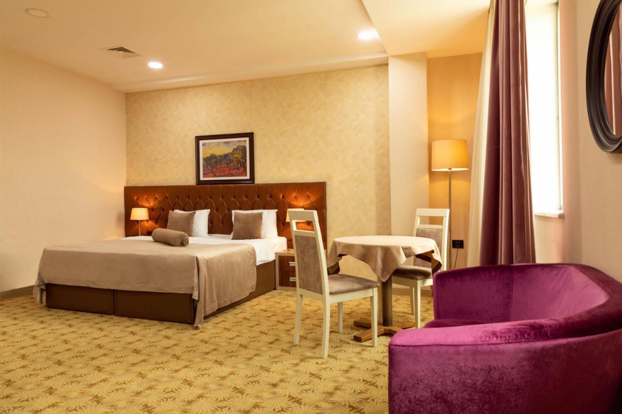 West Shine Hotel Baku Eksteriør bilde