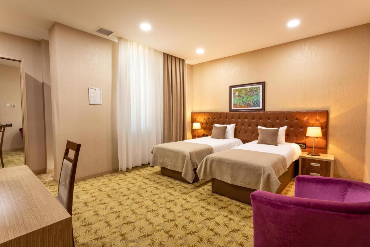West Shine Hotel Baku Eksteriør bilde
