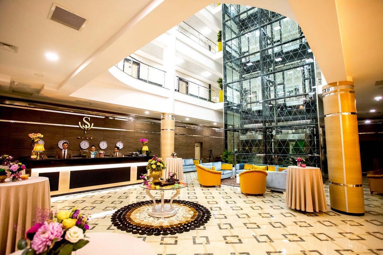 West Shine Hotel Baku Eksteriør bilde